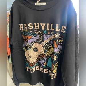 Nashville crew neck